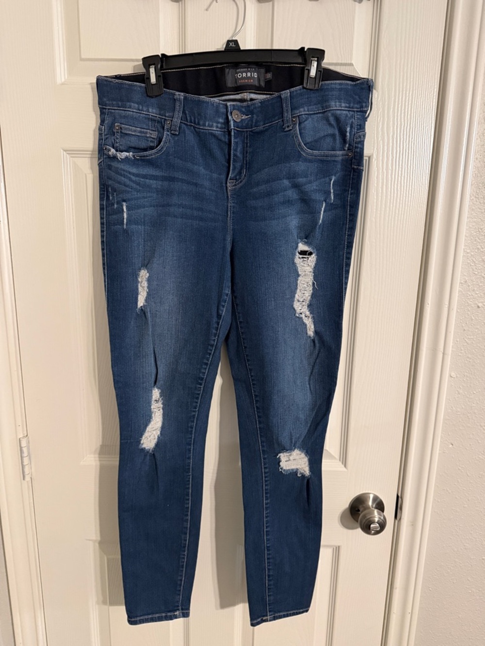 torrid Dark Blue Ripped Skinny Jeans